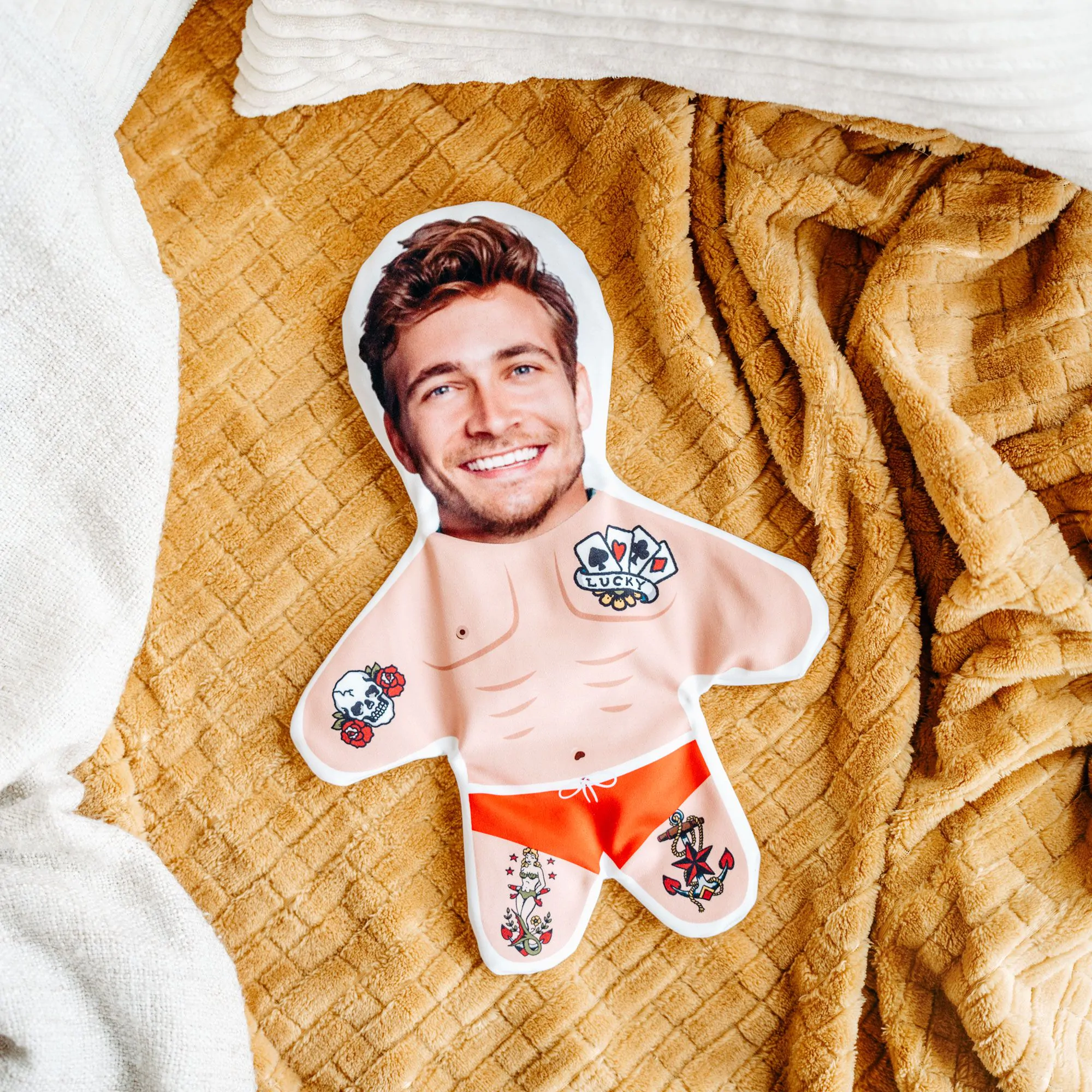 Coussin personnalise Mini Moi Tatouage CadeauxFolies