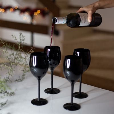 Ensemble de 4 verres à vin noirs Ensemble de 4 verres à vin noirs