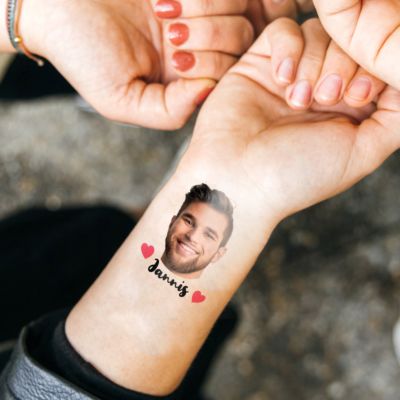 Lot de 6 tatouages personnalisés avec visage et texte Lot de 6 tatouages personnalisés avec visage et texte