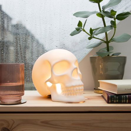 Lampe crâne humain