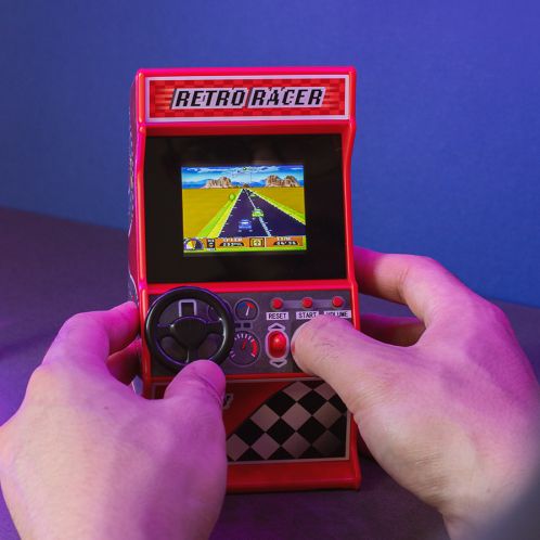 Console de jeux vidéo rétro voitures de course