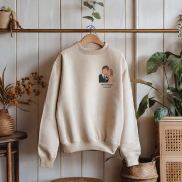 Pull personnalisé petite illustration