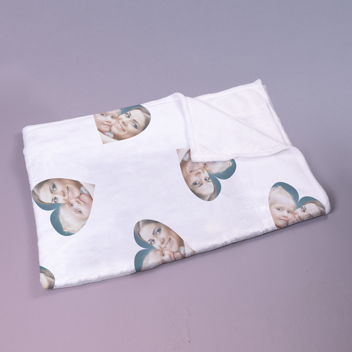 Petite couverture multivisage avec cœur
