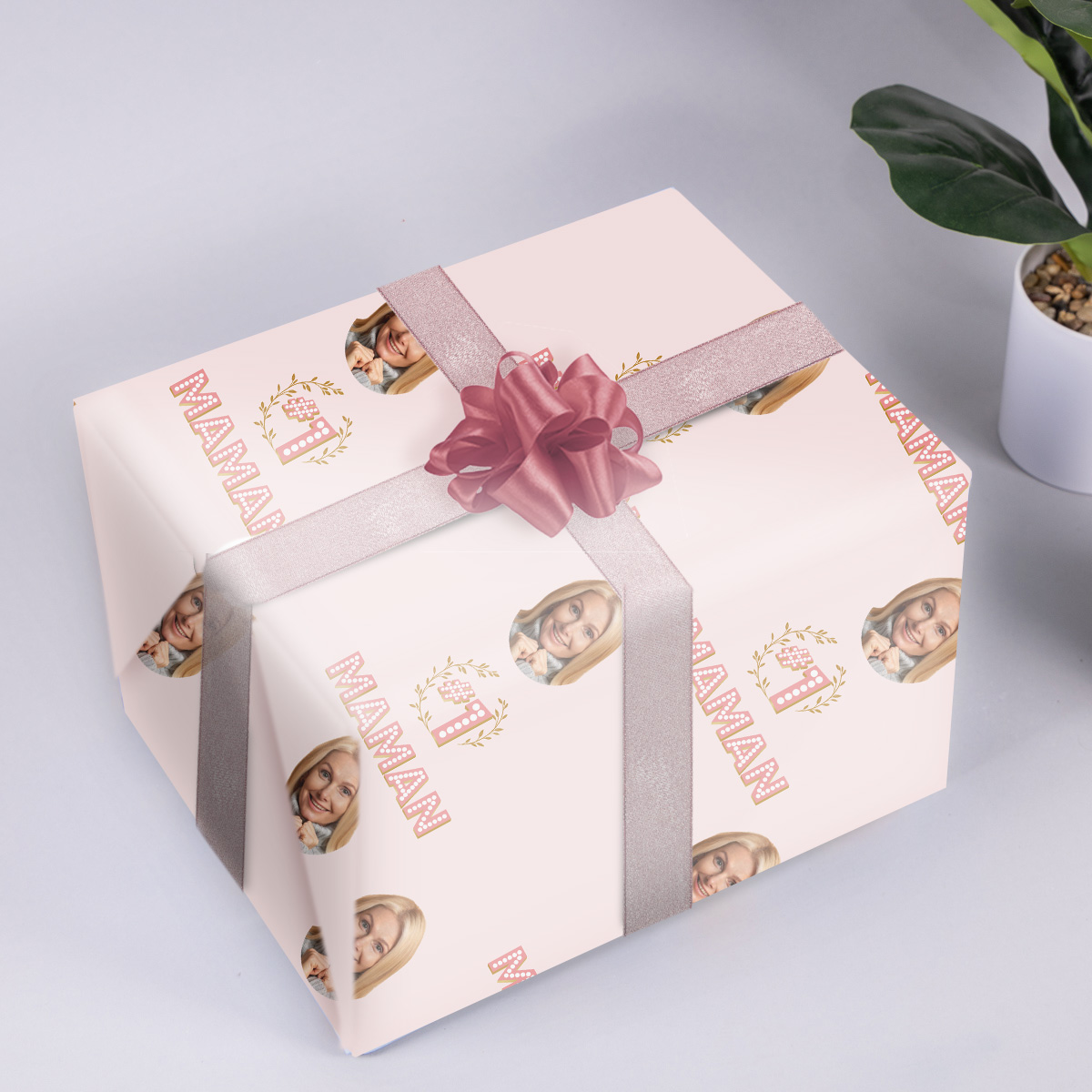 Papier cadeau multivisage N° 1 Maman