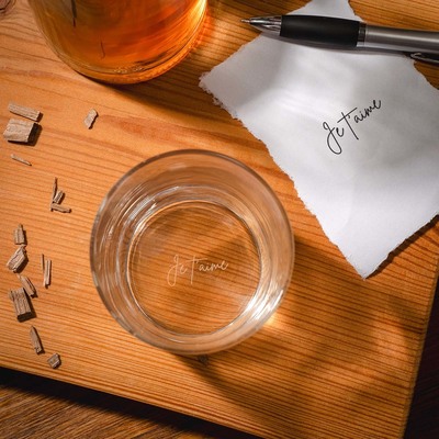 cadeau saint valentin homme Verre à whisky personnalisé avec votre écriture