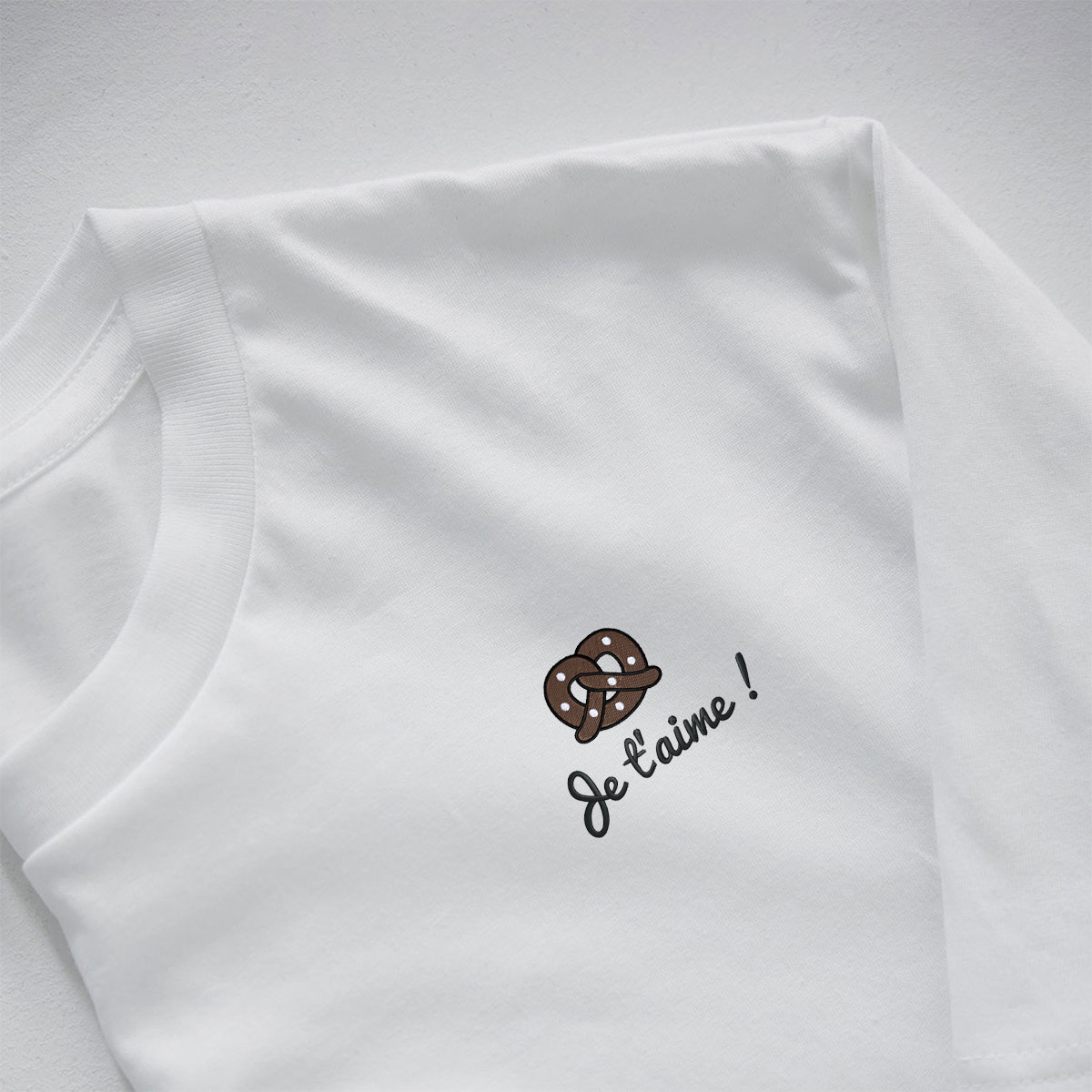 T-shirt brodé Blanc avec texte et picto T-Shirt
