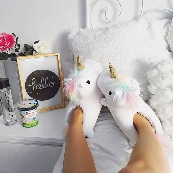 Cadeau de noel : les chaussons licorne Cadeau de noel : les chaussons licorne