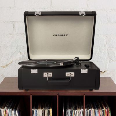 Cadeau pour son copain - Platine Vinyle Crosley Portfolio avec Bluetooth & USB