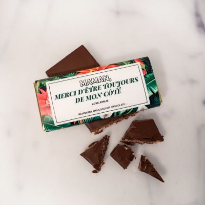 Chocolat avec motif floral et texte personnalisé Chocolat avec motif floral et texte personnalisé